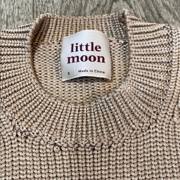Aritzia little moon sweater - Picture 4 of 10